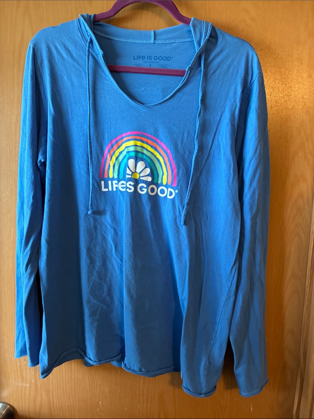 Women’s crusher light large Life Is Good Bright Blue Rainbow Daisy Hoodie Tee